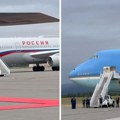 Ovo su leteće tvrđave kojima su Tramp i Putin stigli na Aljasku: Jedan do drugog u vojnoj bazi SAD