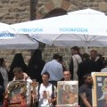 Vidovdan na Kosovu i Metohiji: Kurtijeva policija privela 36 Srba jer su na Gazimestanu pevali patriotske pesme