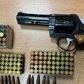 Namerno udario auto iz pratnje šefa policije, pa: Bežao?! Uhapšen šef obezbeđenja Prve banke Crne Gore: Policija pretresla…