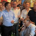 Gajba piva na stolu, Dodik peva, harmonikaša kite bakšišem: Ispod šatora se orilo "Ne može nam niko ništa" (video)