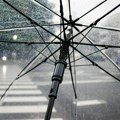 RHMZ upozorio na grad i velike količine padavina u Srbiji sutra popodne