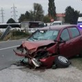 Težak udes na Ibarskoj magistrali: Dva vozila se sudarila na skretanju za Ljig, jedna osoba povređena