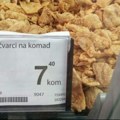 Market u Srbiji prodaje čvarke na komad?! Kako su "bombone od svinje" ove sezone postale deluks proizvod