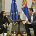 Vučić sa Maricom Mihajlović iz Sremske Mitrovice: Više odgovornosti u radu sa majkama i decom