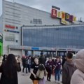 Евакуисан тржни центар у Сантк Петербургу, примљена дојава о сумњивом предмету