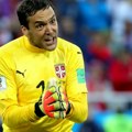 Vladimir Stojković uz Božiju pomoć sprečio Manea da postigne gol iz penala, ali je potom Senegalac dva puta savladao…