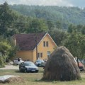 Meštani naselja Mur u šoku nakon zločina! Objavljeno vreme ukopa ubijene žene i njenog muža (foto)