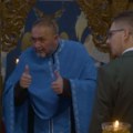 Sveštenik iz Srbije razbesneo sve ponašanjem na venčanju: Ljudi u neverici gledaju šta je tražio mladi "Šta je to za…