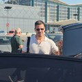 (Video) Nikola Rokvić u besnoj mašini od 170.000 evra Uhvatili smo pevača nasmejanog i raspoloženog u Beogradu: Evo ko je…