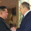 Lavrov u Severnoj Koreji s liderom Kimom Džongom Unom
