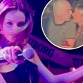 Kakva scena sa Breskvicinog nastupa! Mama i tata došli da je podrže, pa pred svima pokazali koliko se vole