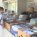 Sve više porodica poseže za polovnim knjigama