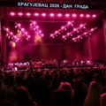 Rok hitovi i spektakularna atmosfera obeležili početak Đurđevdanskih koncerata u Kragujevcu