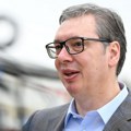 Vučić obišao železničku stanicu u Orlovatu: Rekonstruisaćemo je, kao i mnoge druge
