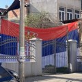 Naprednjaci ponovo šetaju – sada za Srbe sa KiM od kojih su odavno „digli ruke“