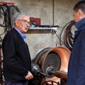 Od dela bombe napravio mašinu za kazane: Slobodan čuva kazandžijski zanat u Oreovcu