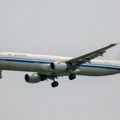 Evakuisan avion Er Čajne u Singapuru zbog dima u kabini, devet ljudi povređeno