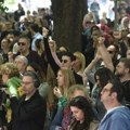Protest ispred zgrade suda: Sloboda cele Srbije se danas brani u Novom Sadu