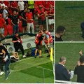 Šok scena na stadionu u Tirani! Novinar provokator brutalno izbačen sa terena! Pogledajte kako je provokator ponižen (video)