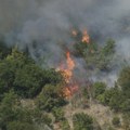 Prva žrtva požara u crnoj gori: Vojnik poginuo tokom gašenja vatre, drugi teško povređen
