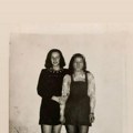 Ovako je izgledala Ana Bekuta u mladosti! Pevačica objavila fotografiju iz školskih dana: Komentari pljušte