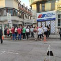 U Kraljevu pomeren protest ,,Građani protiv blokada“, građani tvrde kruže spiskovi među zaposlenima u državnim institucijama…