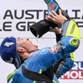 Ostvario prvu pobedu u karijeri u Moto GP, pa pio šampanjac iz čizme kao Đani