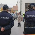 Dvanaesti dan učenici i građani na protestu ispred Doma učenika — direktor se ne oglašava nedeljama! Dom učenika Zrenjanin…
