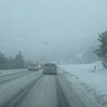 (Video) Mećava u ovom delu Srbije: Zastoj na putevima, kritično u ovim pravcima: Vozači, budite oprezni!