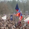 Protest u Pragu zbog smanjenja vojnih izdataka