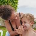 Pitali su 3 dermatologa koju kremu za sunce nikad ne bi koristili - svi su rekli isto