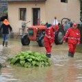 Proglašena vanredna situacija: Izlila se reka Trsten - spasilačke ekipe u Svilajncu na terenu (foto)