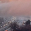 Jezivi snimci požara u Bloku 70: Od gustog dima ništa se ne vidi, 46 vatrogasaca gasi požar (video)