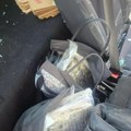 Dvojica uhapšena zbog 20 kilograma kokaina u Beogradu Oglasio se Dačić o velikoj zapleni: Evo gde je pronađena droga i kako je…
