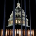 Obustavljen rad američke vlade - bez dogovora republikanaca i demokrata o budžetu