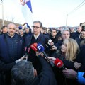 Vučić sa meštanima sela Urovica: Krećemo sa izgradnjom puta Negotin - Brza Palanka