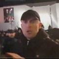 Студенти у блокади објавили снимак СНС батинаша како напада новинара ВИДЕО