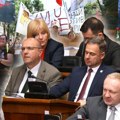 Na studentskoj listi nema mesta ni za one koji ih podržavaju: Ko će s kim na izbore i u koliko kolona ide opozicija