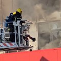 Najnovije informacije o stanju povređenih u velikom požaru u Novom Sadu: Mlada žena s opekotinama tela i glave usled…