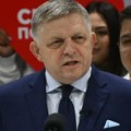 "Vučić brani suverenitet Srbije, to nema cenu" Fico se obratio na srpskom na Vučićevom skupu u Novom Sadu: "To se ne sviđa…