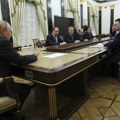 Sastanak u Kremlju posle obraćanja: Putin okupio bezbednosne službe, razmatraju situaciju u zemlji