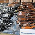 Srbi predali više od 100.000 komada oružja: Akcija još tri dana, neki u kućama držali napunjenu zolju i 4kg eksploziva!