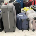 Ko je odgovoran za scene haosa na beogradskom aerodromu: Putnici u procepu između manjka radnika i gustog reda letenja