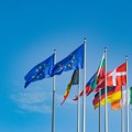 Apsolutno ludilo EU: Pristupni pregovori za Ukrajinu - šargarepica za Balkan