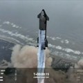 'Mega raketa Staršip' završila prvi uspešan probni let