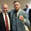 Mekgregor se upoznao sa Putinom, pa je prebledeo od straha: MMA borac uradio nešto što je strogo zabranjeno, ali je kasno…