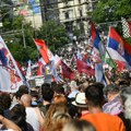 Koliko je ljudi bilo na današnjem protestu u Beogradu?