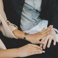 Vozač i kondukter dodirivali putnice: Komentarisali i boju kože, terali ih da krenu kući sa njima