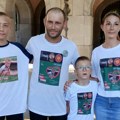 Ivica Tasić biciklom išao od Subotice do Ostroga, a trčaće i maraton kako bi pomogao u lečenju dečaka Lea Milića