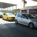 Na Merdaru kilometarske kolone vozila, čeka se do pet sati